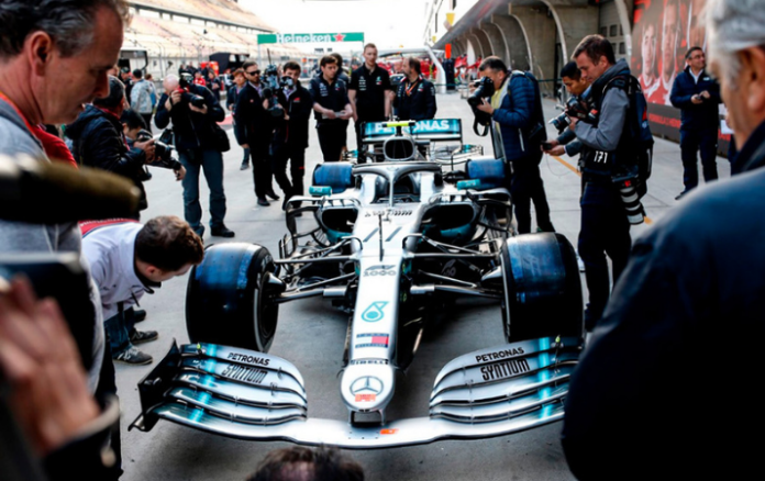 F1 Mercedes propone una evolución en Melbourne, cambian el alerón delantero