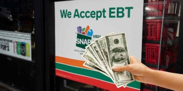SNAP amplia los cheques en algunos Estados para estas familias