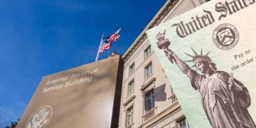 Llega el cheque de reembolso del IRS en julio