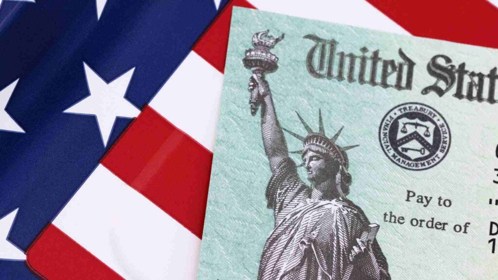 Recortes empleo IRS rembolso impuestos