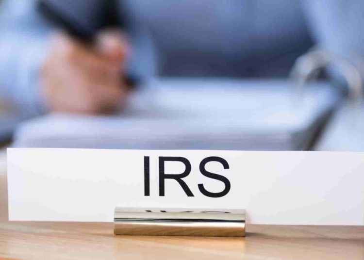 reembolso del IRS podría tardar hasta 10 semanas