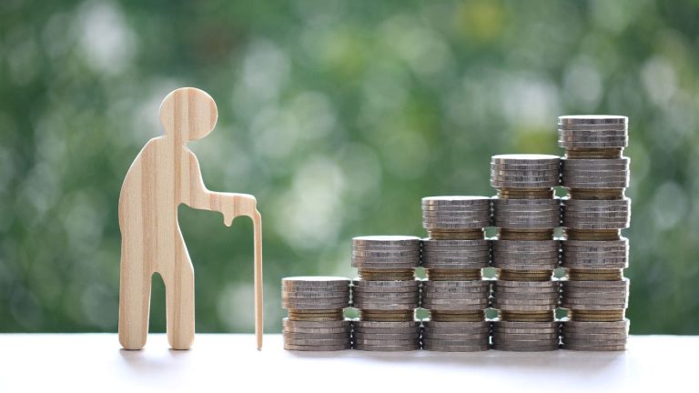 Retirees aged 62 will get $2,831 in January if they meet the requirements Social Security set