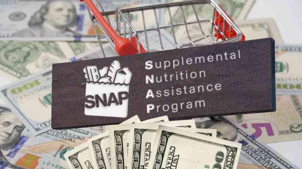 If you are facing difficulties to make ends meet, check your eligibility for SNAP and SSI payments and if you can get both benefits