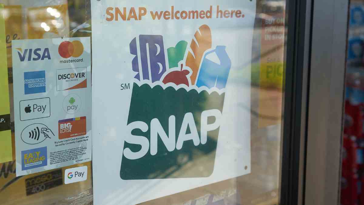 SNAP benefit payments in the United States