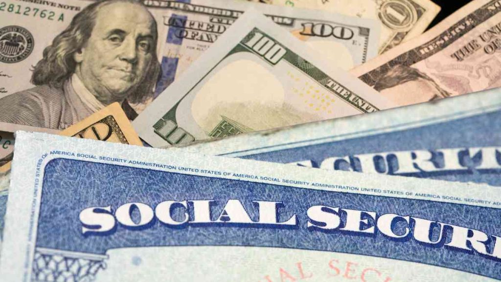 Social Security payments of up to $2,831 for 62-year-olds who qualify