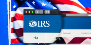 IRS tax refund payment amounts in 2024