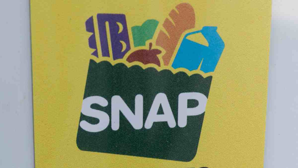 SNAP payments for mid and late February 2025