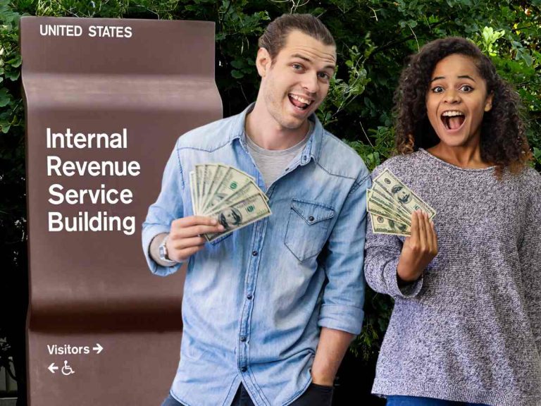 IRS will continue issuing direct deposits in April in the U.S.