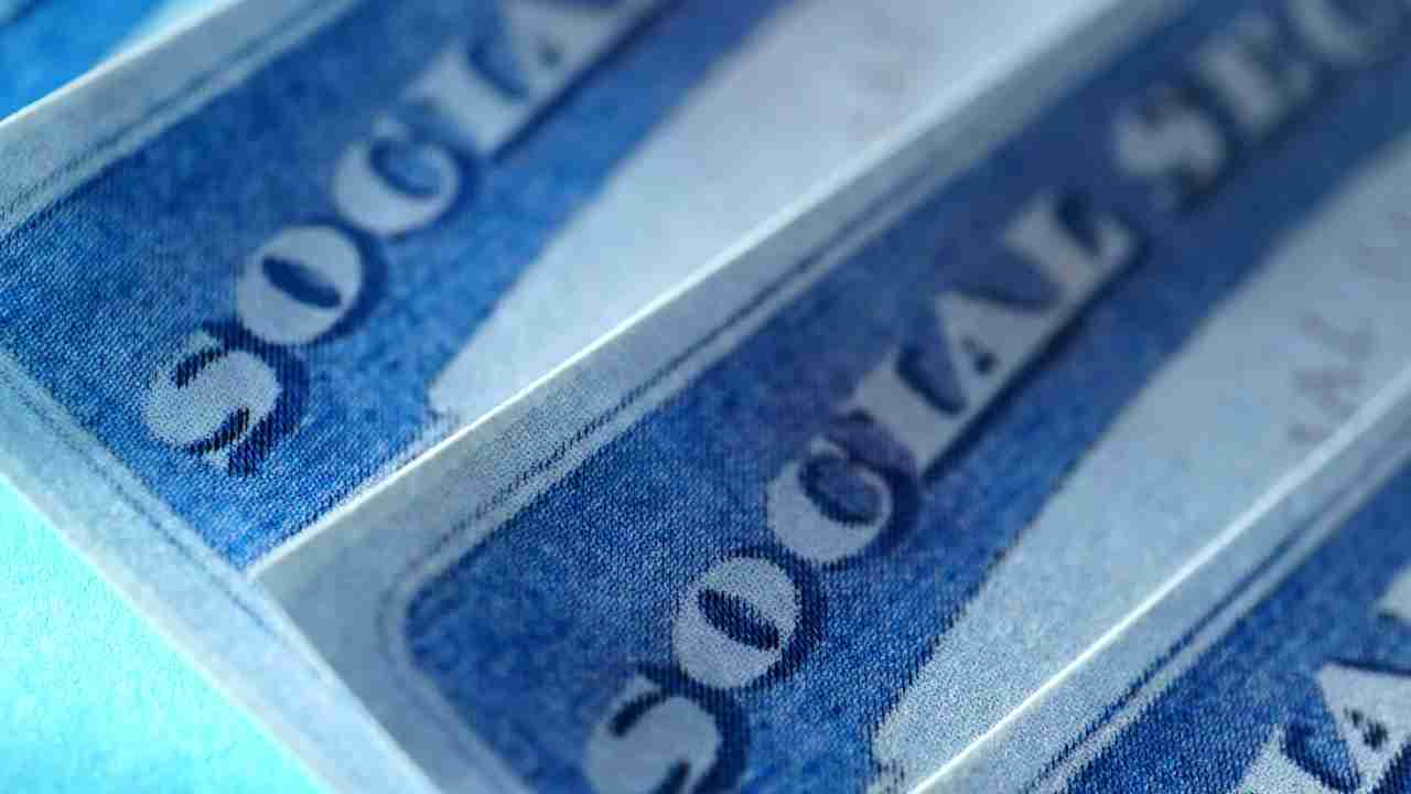 Social Security payments for 67-year-olds in mid-March 2025