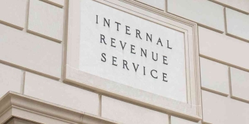 IRS direct deposits and average refunds in May