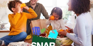 SNAP (Food Stamps) of Up to $975-$1,437 for 4: Last Paydays in Some States SNAP payments for families on Food Stamps