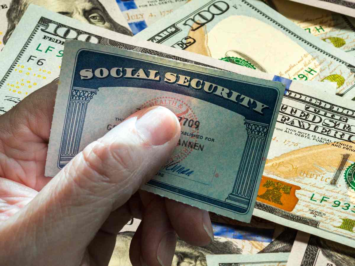 Social Security payment for 62-year-olds in May