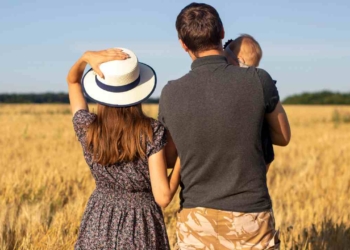 IRS tax credit eligibility for couples with children