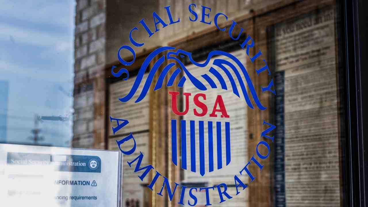 Social Security phone number and office locator
