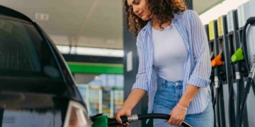 Gas prices are the lowest in 4 years, but here are the states with the highest prices