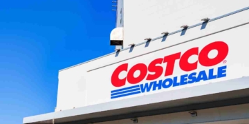 Discover available jobs this summer at Amazon, Costco, or Ikea and learn how to apply Summer jobs at Costco, Ikea or Amazon