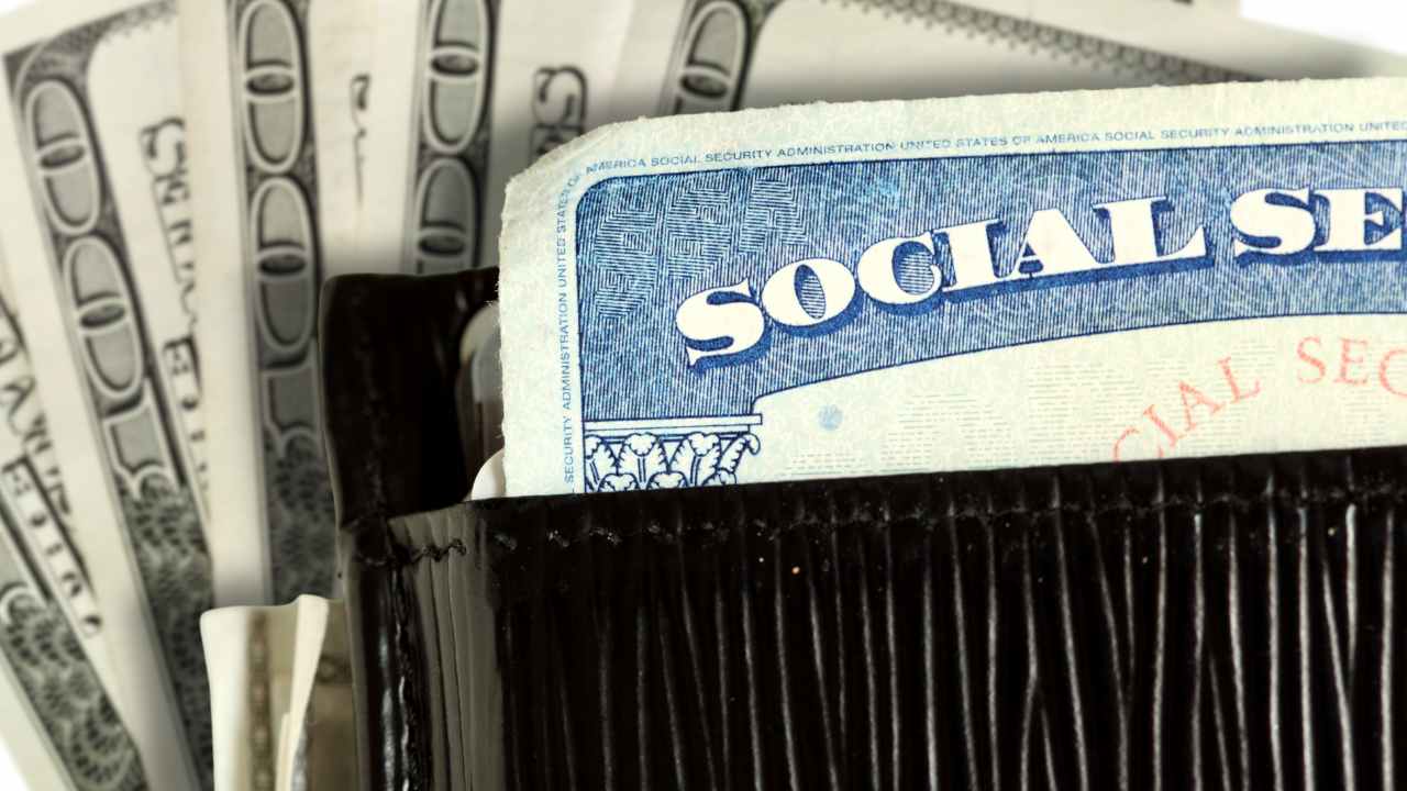 What's the full Social Security August's schedule?