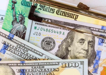 Alaska Sets 2025 PFD Dates: See If You Qualify for the $1,702 Payment