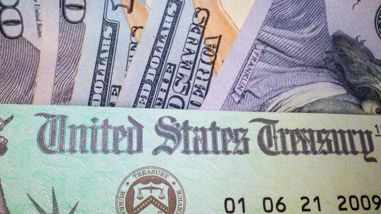 Late Tax Refund? Here Are The IRS Reasons