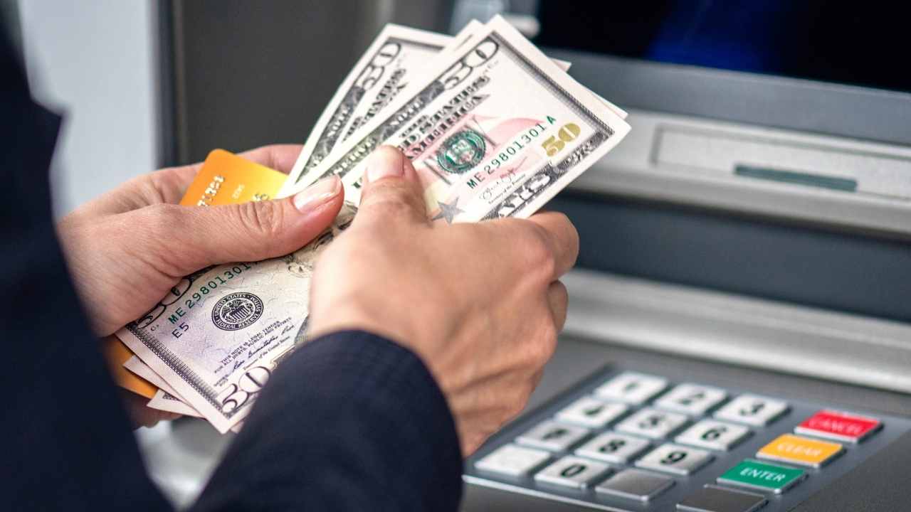 All the states that deliver additional stimulus checks in the last months of 2025