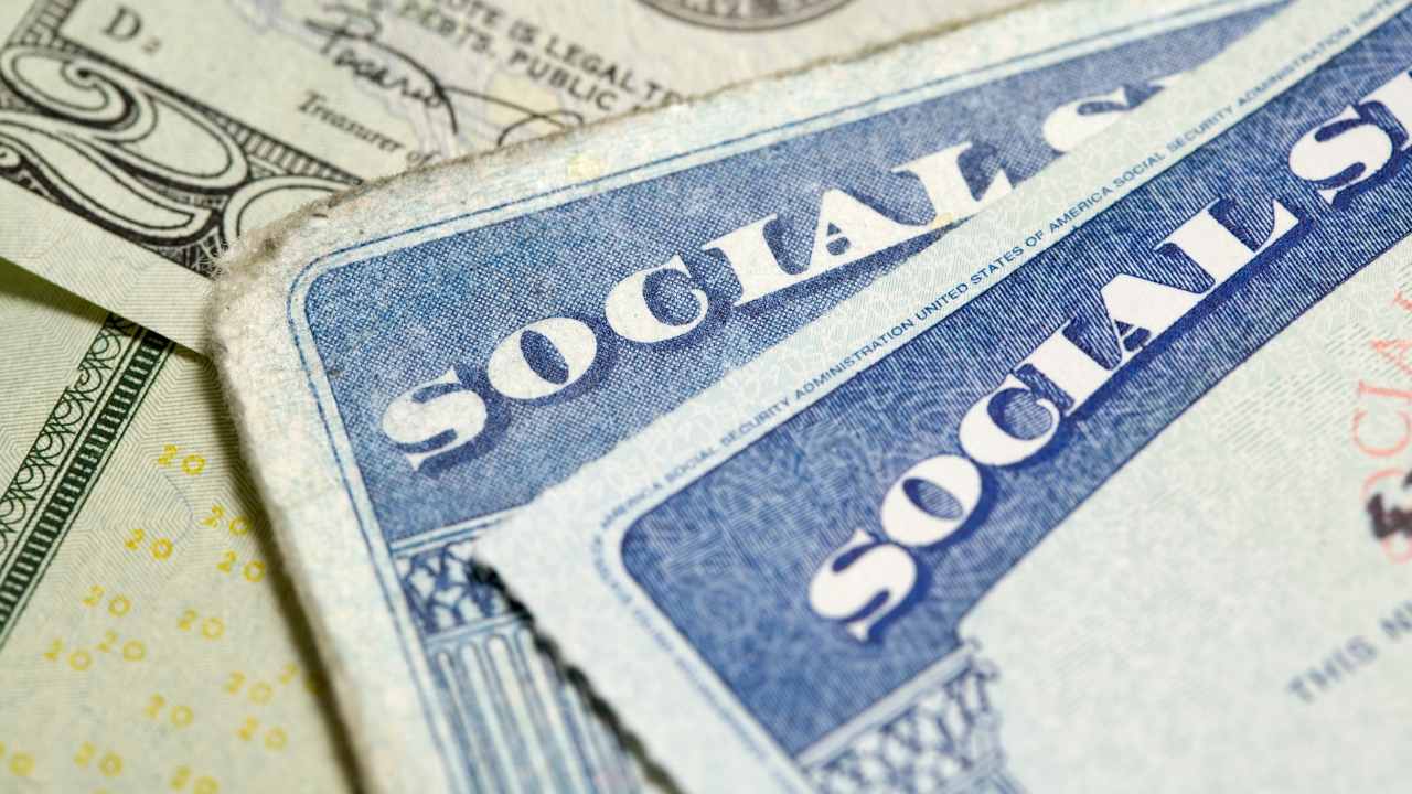 The Scheduled Distribution of Social Security Retirement Payments in October 2025