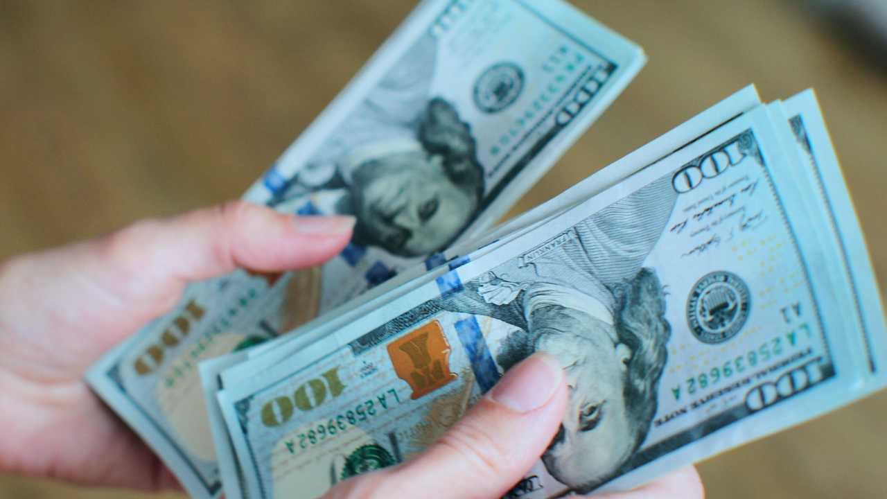 American Worker Rebate Act Aims to Return Tariff Money as Stimulus Checks