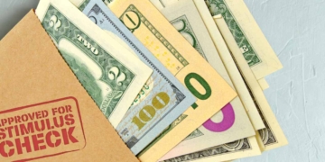 Oil revenues are turned into stimulus checks for Alaskans