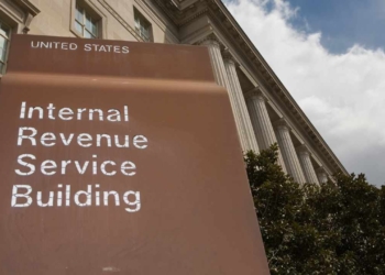 What could happen to the tax refunds during the government shutdown