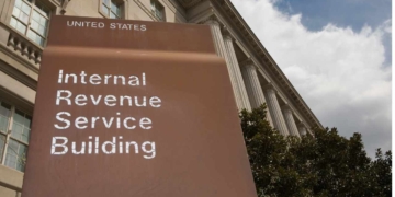 What could happen to the tax refunds during the government shutdown