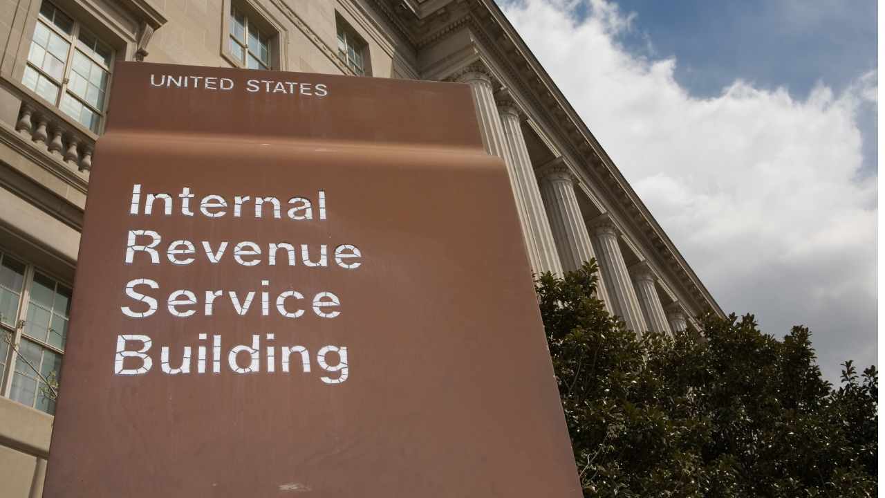 What could happen to the tax refunds during the government shutdown