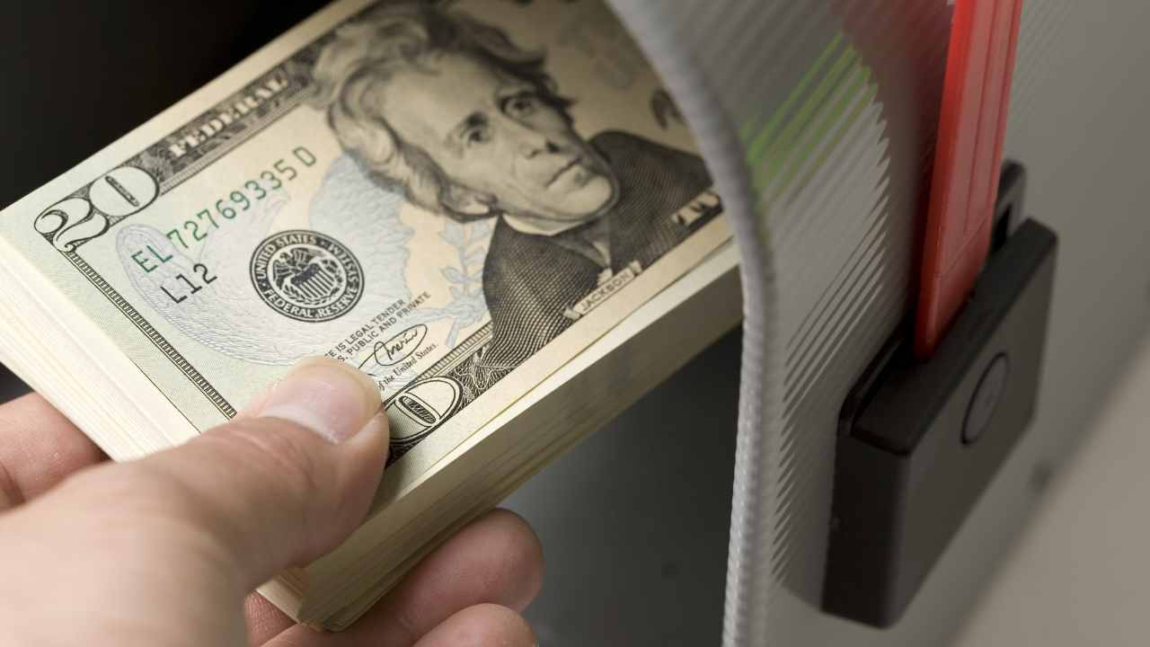 The IRS tax refunds: could they be delayed?