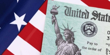 How to keep receiving your tax refunds now that the IRS removed the paper checks