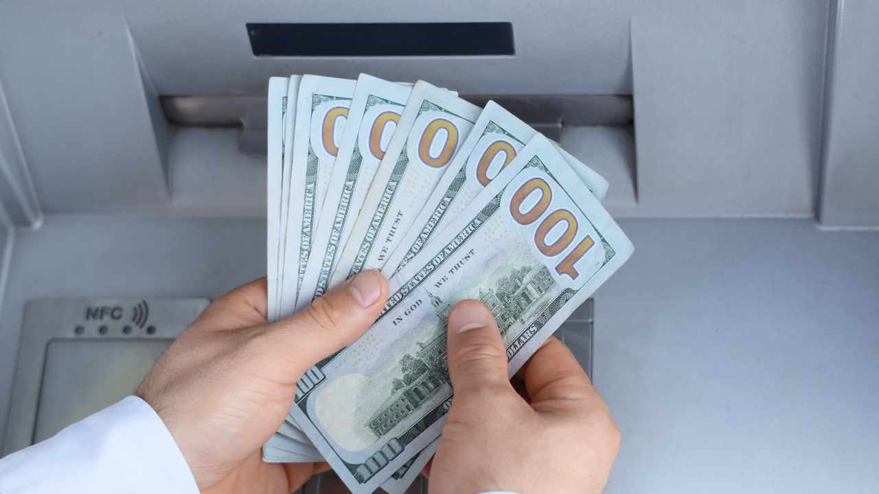 Why there will be two SSI payments in October: The second arrives on the 31st There are two SSI deposits in October 2025