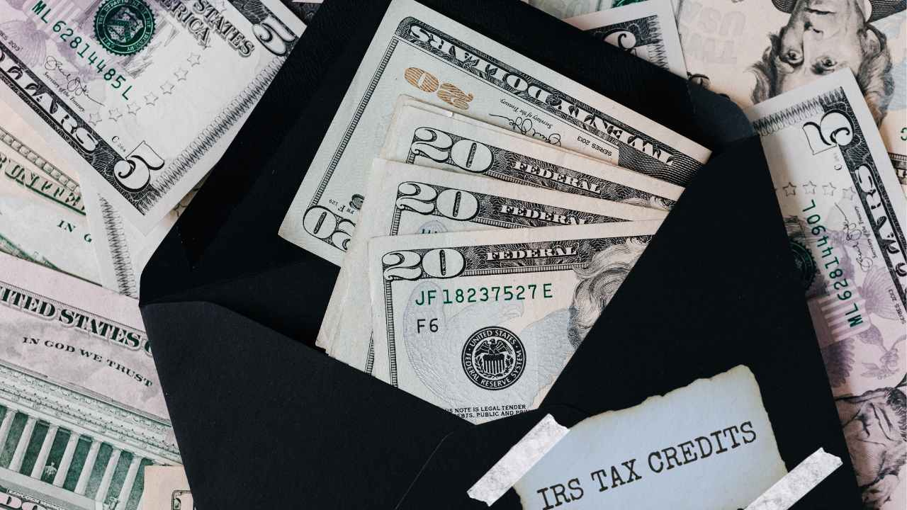 IRS-TAX-CREDITS-2026-EITC USA