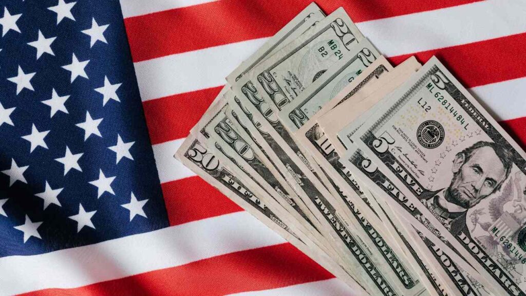 Thousands in New York Are Still in Line to Get Their Stimulus Checks New York Stimulus Checks