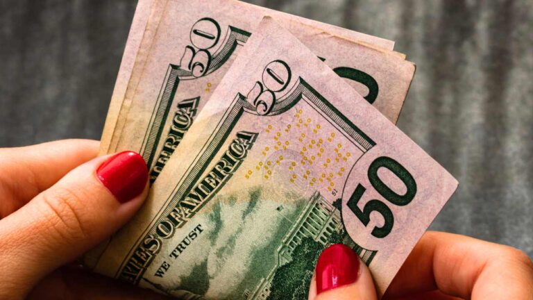 $1,776 vs. $2,000: The Real Story Behind Two Very Different Promised Stimulus Checks