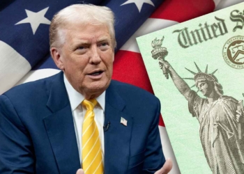 $2,000 Stimulus Checks Coming Before Christmas? Trump's Tariff Plan ExplainedSubheadline: From cabinet room whispers to X frenzy: Who qualifies, how much you'll get, and the IRS red flags debunking fake deposit alerts.