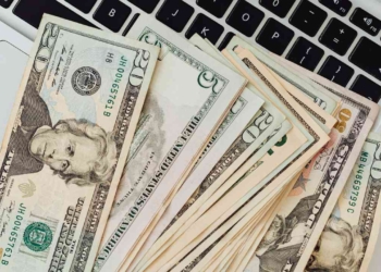 The Wave of Tax Refunds That Brings Relief to Millions of Americans on Christmas Eve You could be living in a state sending tax refunds in December