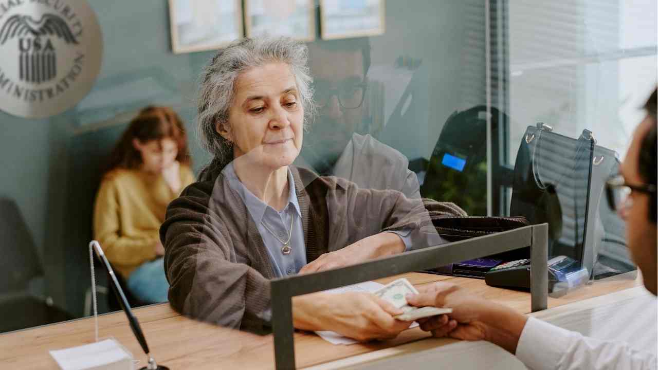 The Social Security February Calendar Has a Secret and One Group Gets Paid First February 2026 Divides Retirees into Three Groups. Which Wednesday Is Yours?