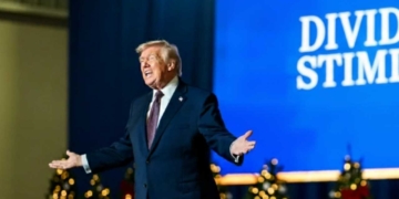 2026's First Big Political Battle Is Taking Shape: Trump's Stimulus Checks