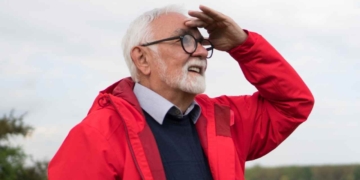 Retiring later can have impacts in your savings