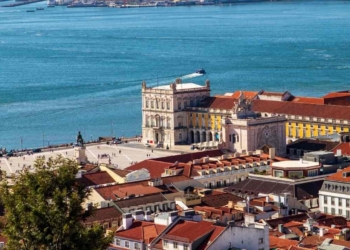 The Coastal Region Where American Retirees Are Finding What the U.S. Can't Offer