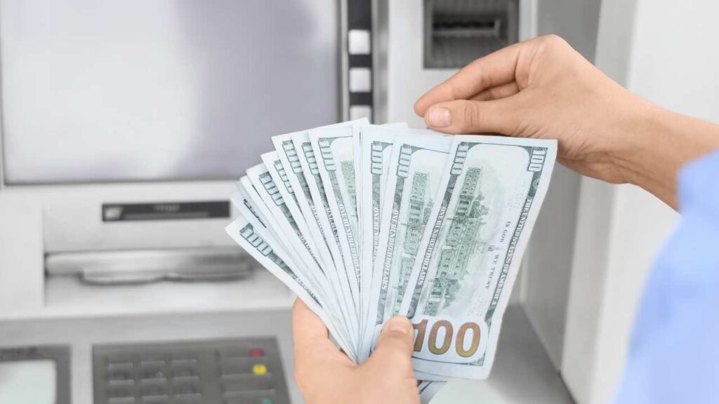 How much does Social Security pay in March 2026 and who gets the most