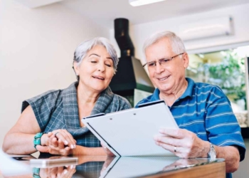 Retirement at 62 vs. 67: the monthly difference in 2026 is bigger than most people expect