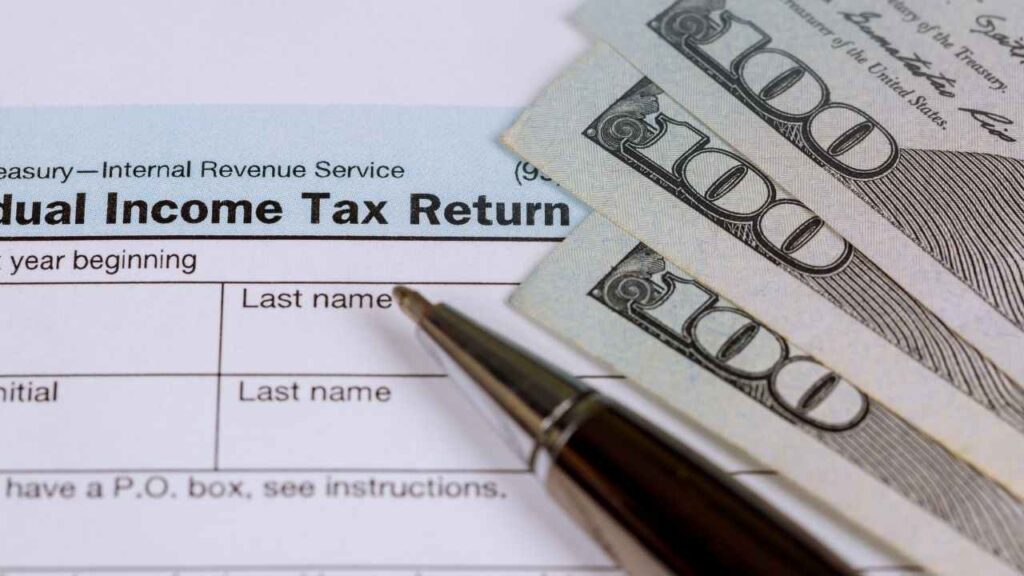 Who Gets Their IRS Refund in April 2026 and Who Has to Wait Longer