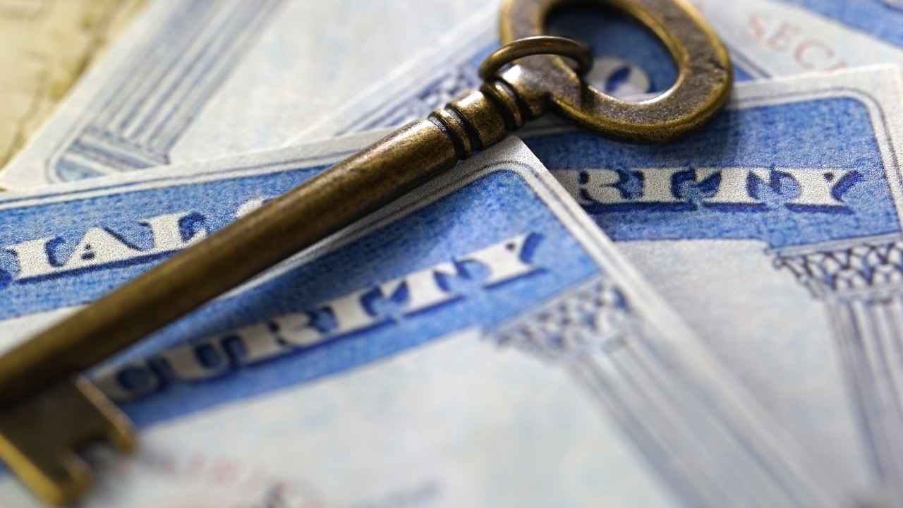 What the partial government shutdown means for Social Security recipients Six weeks into the partial government shutdown: what about Social Security payments?