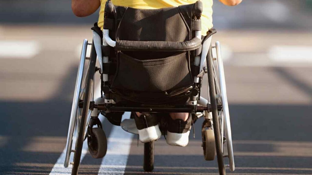 Dates and amounts for SSDI recipients in April 2026