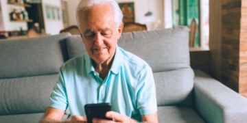 The system rewards two things if you're aiming to the top retirement benefit