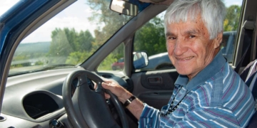 States Where Age Triggers Extra Steps for Renewing Your Driver’s License