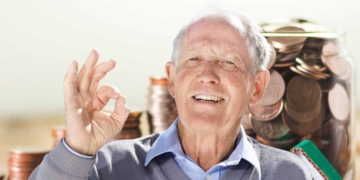 How to Increase Your Social Security Check by 24%: The 8%-a-Year Rule That Turns $2,000 Into $2,480 How to Increase Your Social Security Check by 24%: The 8%-a-Year Rule That Turns $2,000 Into $2,480